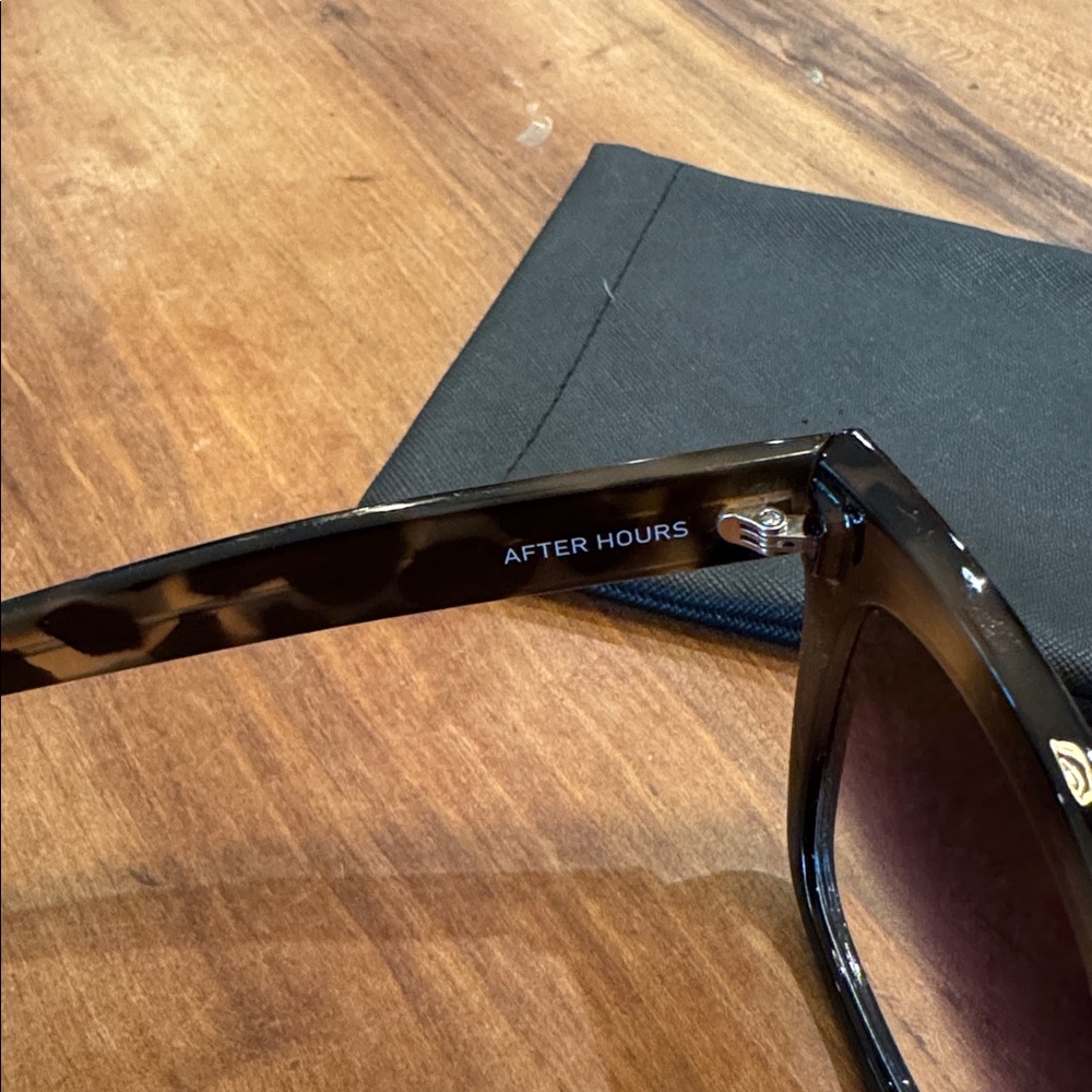 Quay Australia Black and Tortoise Sunglasses - Picture 3 of 6